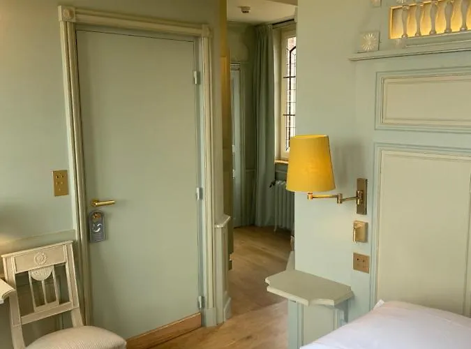 La Petite Lucie 翁弗勒尔