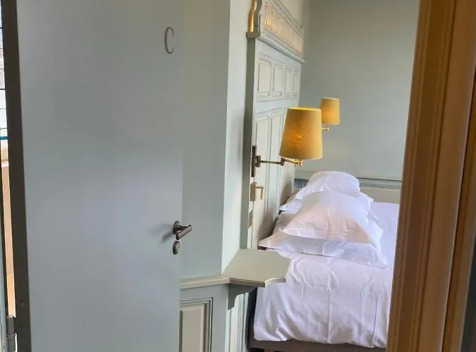 La Petite Lucie 翁弗勒尔