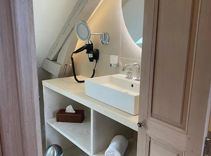 Bed & Breakfast La Petite Lucie 3*